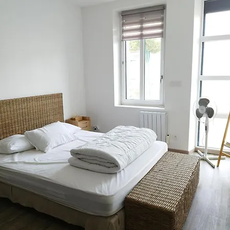 بيت للعطل Maison Au Calme Avec Jardin - Wifi لي سابلِ دولونْ