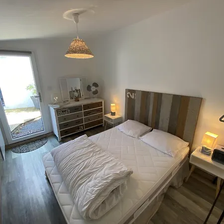 Dom wakacyjny Maison Au Calme Avec Jardin - Wifi Les Sables-dʼOlonne