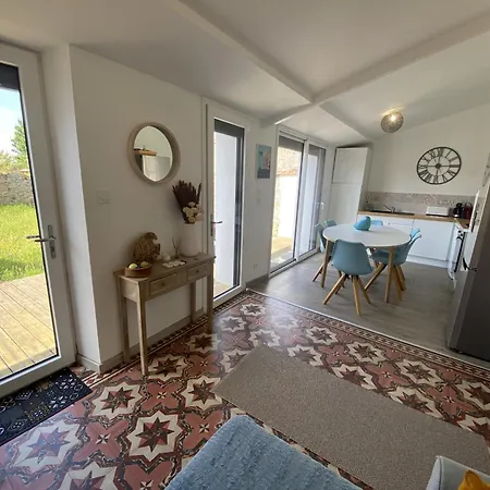 Maison Au Calme Avec Jardin - Wifi *