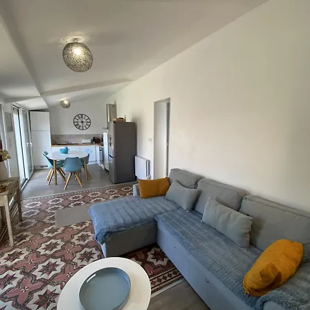 بيت للعطل Maison Au Calme Avec Jardin - Wifi *